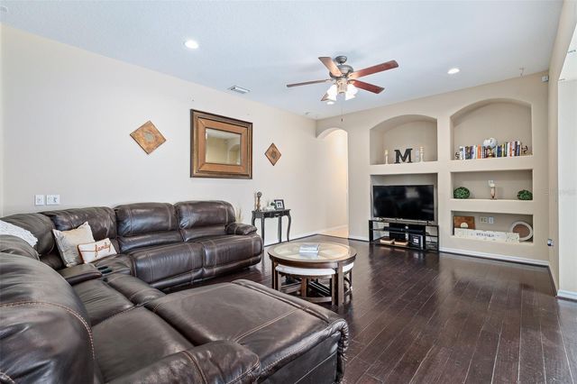 1059 NATURAL OAKS DRIVE, Orange City, FL 32763