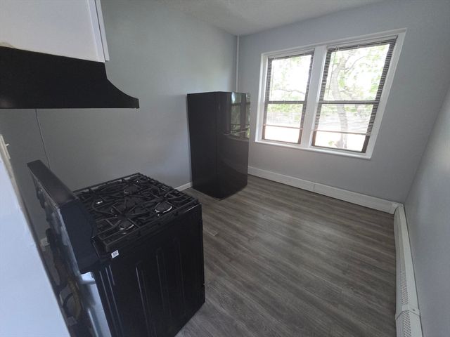 14 Abbottsford 6, Boston, MA 02121