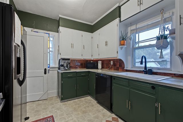 1507 44th Street, Des Moines, IA 50311