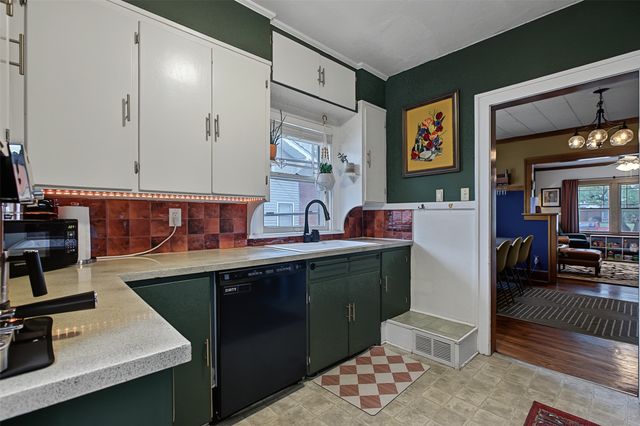 1507 44th Street, Des Moines, IA 50311