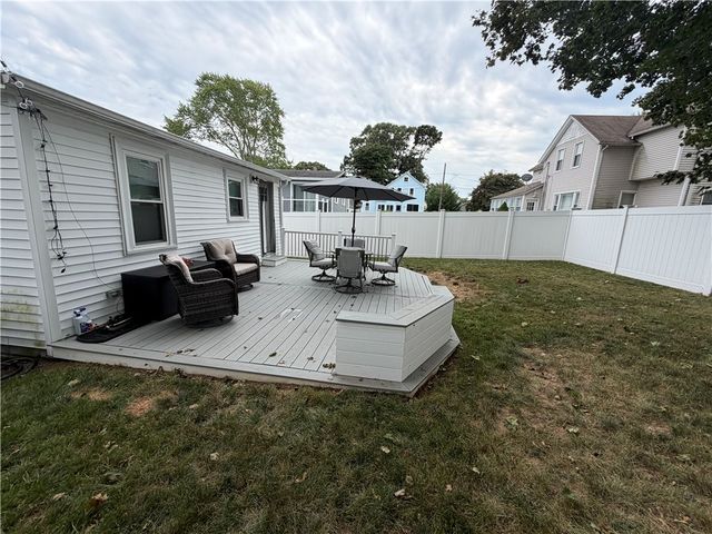 35 Bellman Avenue, Warwick, RI 02886