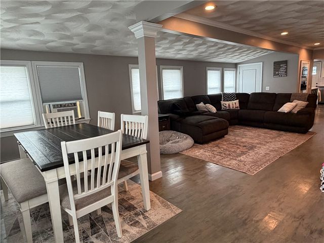 35 Bellman Avenue, Warwick, RI 02886