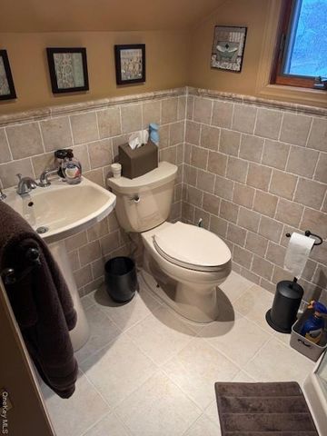 3914 Maplewood Drive, Seaford, NY 11783