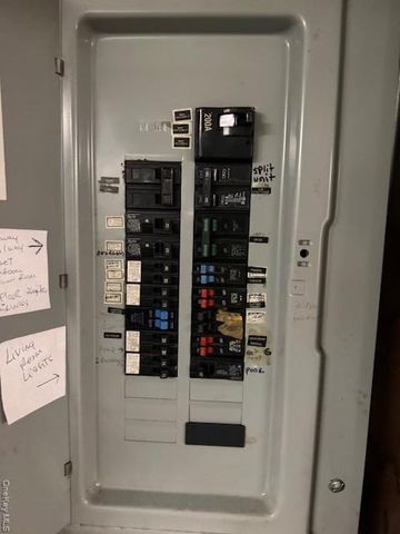 3914 Maplewood Drive, Seaford, NY 11783