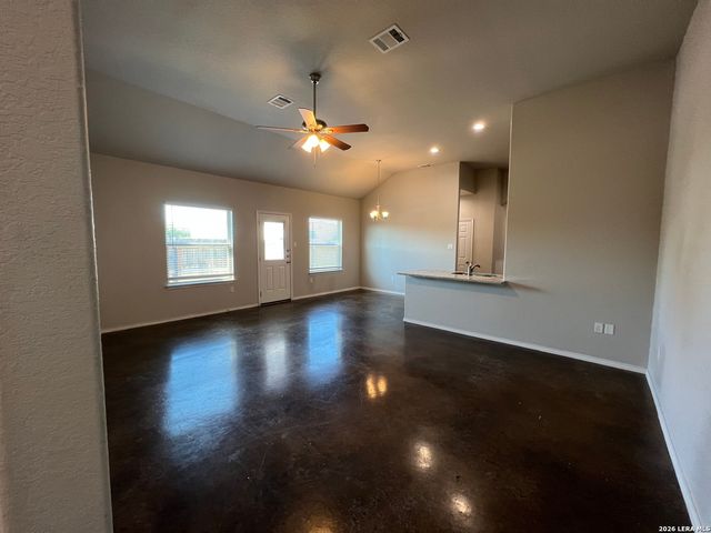1107 Renee Way, Seguin, TX 78155