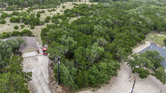374 Bogi, Canyon Lake, TX 78133