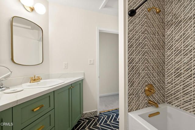 7677 Wilton Road, Joshua Tree, CA 92252