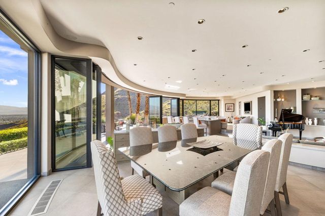 2400 Southridge Drive, Palm Springs, CA 92264