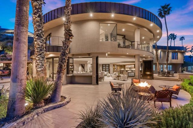 2400 Southridge Drive, Palm Springs, CA 92264