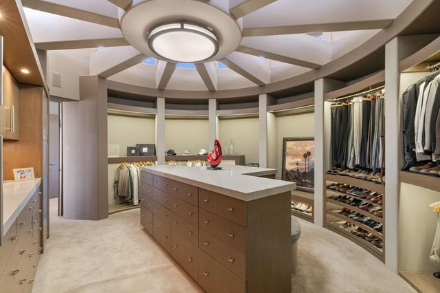 2400 Southridge Drive, Palm Springs, CA 92264