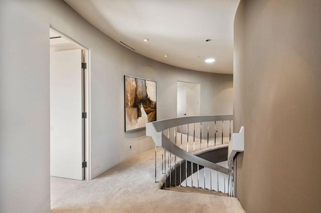 2400 Southridge Drive, Palm Springs, CA 92264