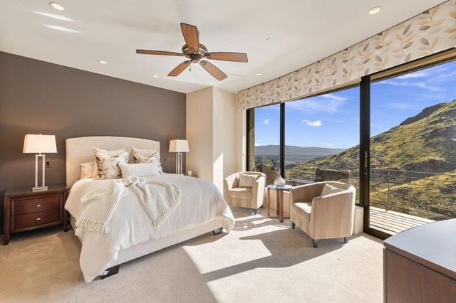 2400 Southridge Drive, Palm Springs, CA 92264