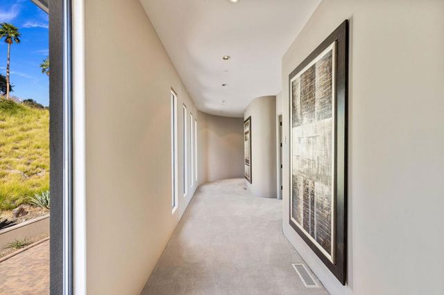 2400 Southridge Drive, Palm Springs, CA 92264