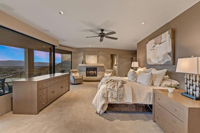 2400 Southridge Drive, Palm Springs, CA 92264