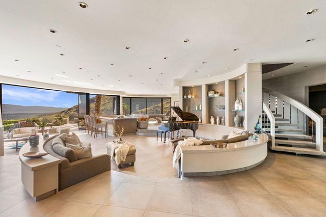 2400 Southridge Drive, Palm Springs, CA 92264