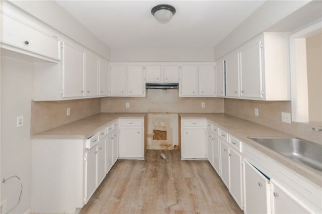 5330 Crossridge Dr, Corpus Christi, TX 78413