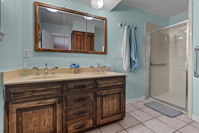 3008 Oak Knob Street, Tyler, TX 75701