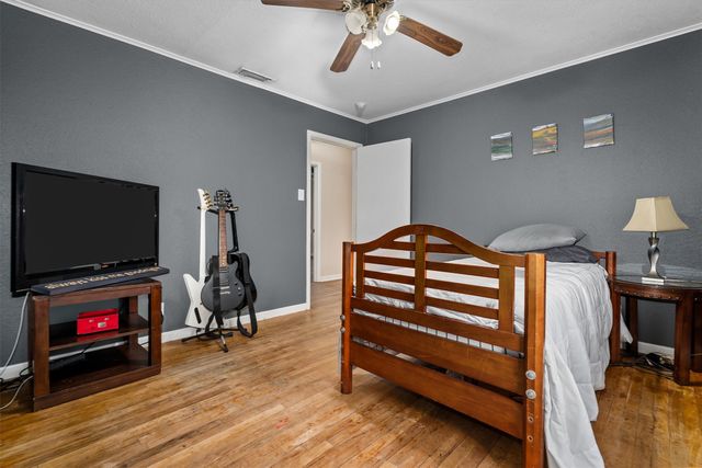 3008 Oak Knob Street, Tyler, TX 75701