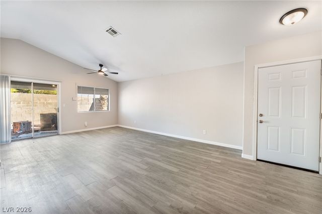 5320 Warhawk Avenue, Las Vegas, NV 89115
