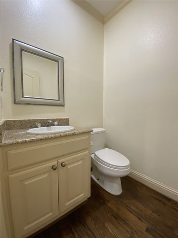 6644 Airline Road, University Park, TX 75205