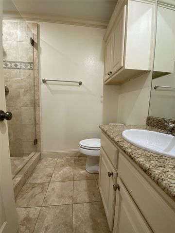 6644 Airline Road, University Park, TX 75205