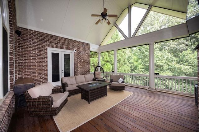 2164 Northern Oak Drive, Braselton, GA 30517