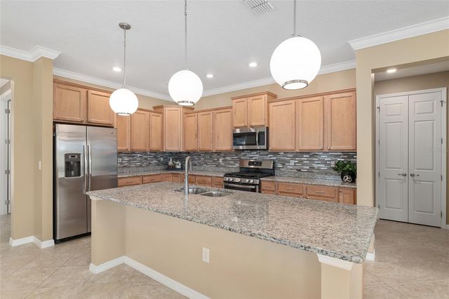 9326 SW 97TH CIRCLE, Ocala, FL 34481
