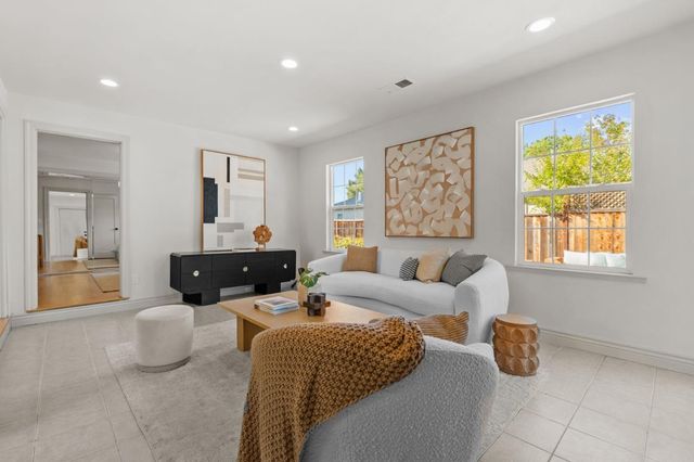 781 Covington Road, Los Altos, CA 94024