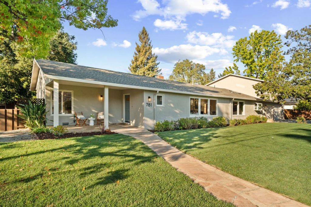 781 Covington Road, Los Altos, CA 94024