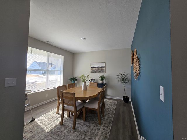 910 HIGHLAND SPRINGS Lane, Kokomo, IN 46902