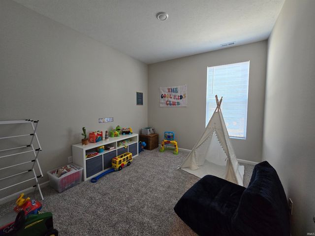 910 HIGHLAND SPRINGS Lane, Kokomo, IN 46902