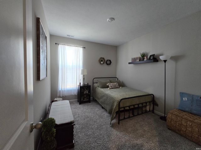 910 HIGHLAND SPRINGS Lane, Kokomo, IN 46902