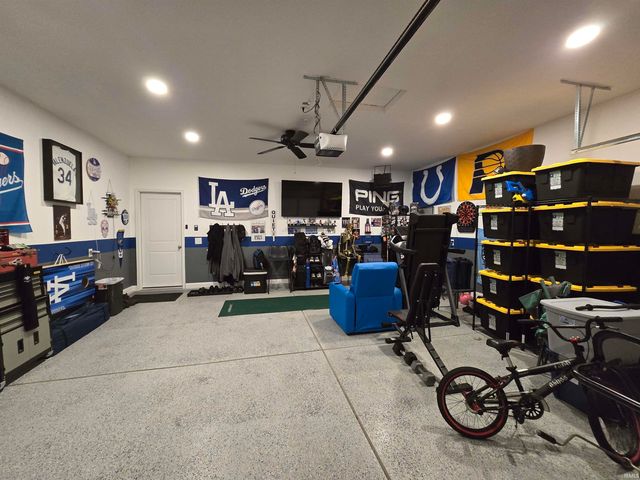 910 HIGHLAND SPRINGS Lane, Kokomo, IN 46902