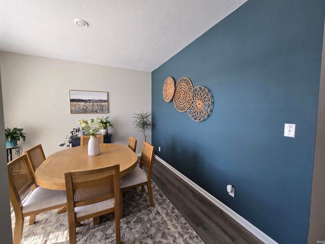 910 HIGHLAND SPRINGS Lane, Kokomo, IN 46902