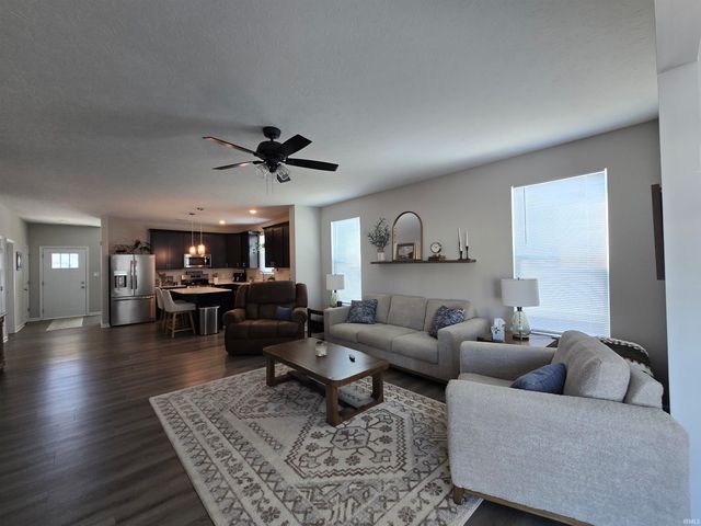 910 HIGHLAND SPRINGS Lane, Kokomo, IN 46902