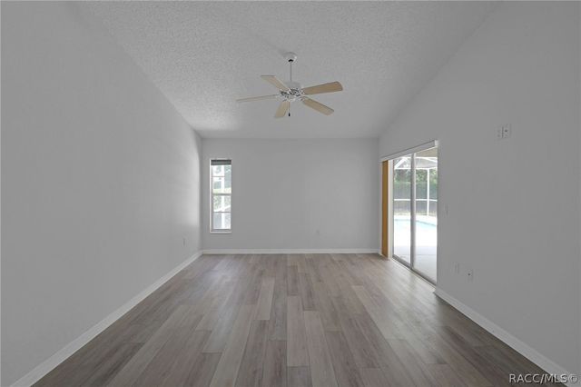 9450 Mississippi Run, Weeki Wachee, FL 34613