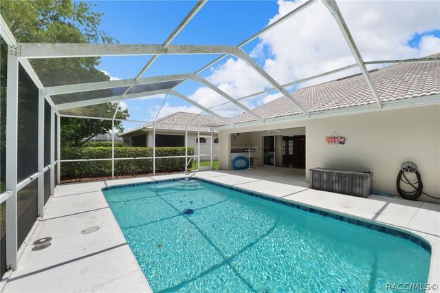 9450 Mississippi Run, Weeki Wachee, FL 34613