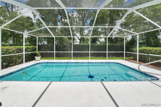 9450 Mississippi Run, Weeki Wachee, FL 34613
