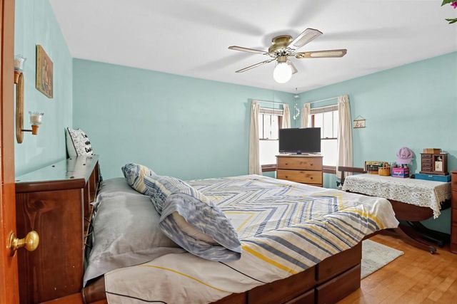 2515 Dombrowski BOULEVARD, Racine, WI 53405