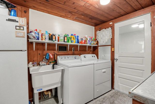 2515 Dombrowski BOULEVARD, Racine, WI 53405