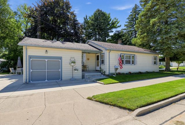 2515 Dombrowski BOULEVARD, Racine, WI 53405