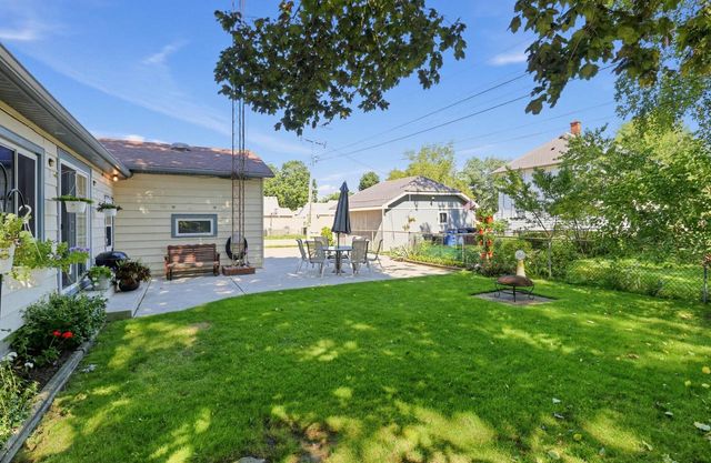 2515 Dombrowski BOULEVARD, Racine, WI 53405