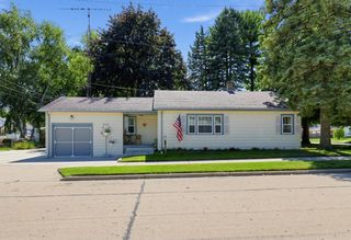 2515 Dombrowski BOULEVARD, Racine, WI 53405