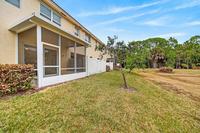 9515 SW Otter Lane, Stuart, FL 34997