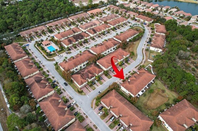 9515 SW Otter Lane, Stuart, FL 34997