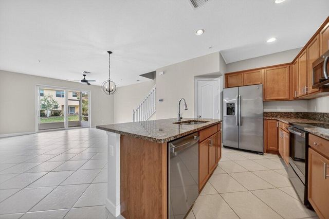 9515 SW Otter Lane, Stuart, FL 34997