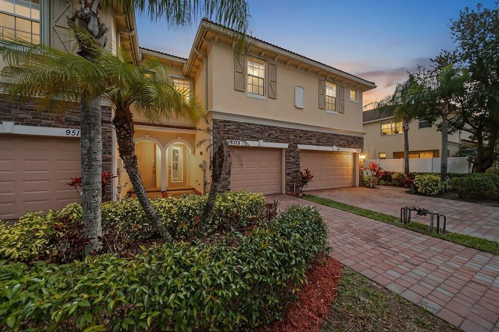 9515 SW Otter Lane, Stuart, FL 34997