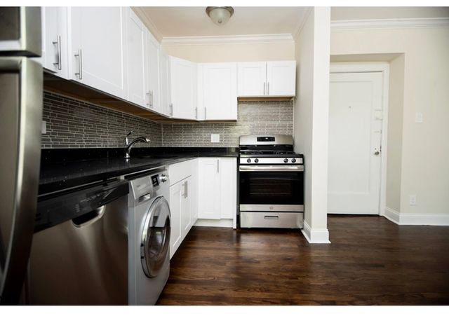 2129 N Dayton Street 107, Chicago, IL 60614