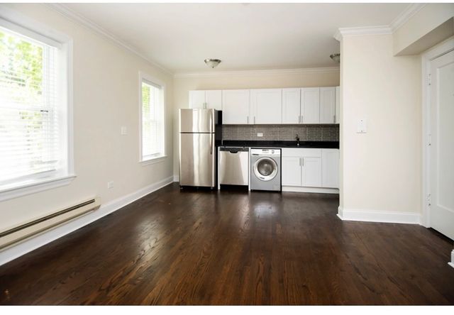 2129 N Dayton Street 107, Chicago, IL 60614