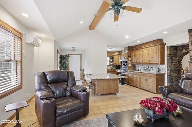 7953 Co Ln 192, Carthage, MO 64836